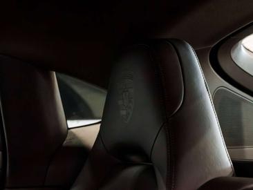 Porsche Panamera 4 E-Hybrid — photo 19
