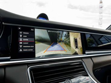 Porsche Panamera 4 E-Hybrid — photo 23