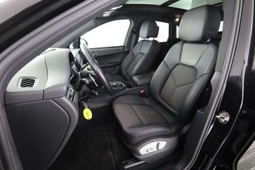 Porsche Macan — photo 9