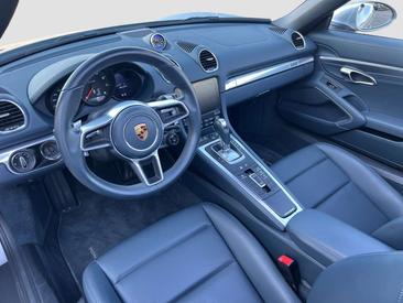 Porsche 718 Cabriolet Boxster — photo 6