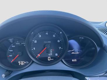 Porsche 718 Cabriolet Boxster — photo 9