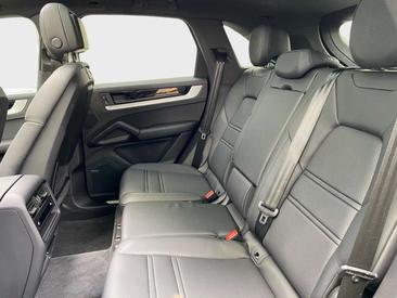 Porsche Cayenne E-Hybrid — photo 13
