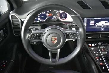 Porsche Cayenne III — photo 8