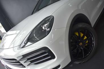 Porsche Cayenne III — photo 11