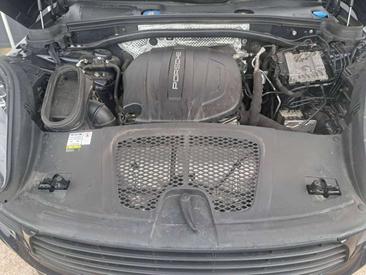 Porsche Macan — photo 4