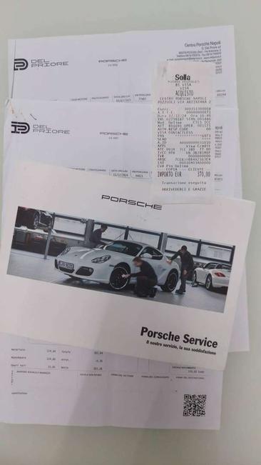 Porsche Macan — photo 11