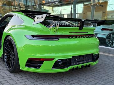 Porsche 911 Carrera S — photo 8