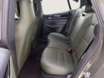 Porsche Macan I Electric — photo 9