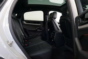 Porsche Cayenne E-Hybrid — photo 8