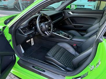 Porsche 911 Carrera S — photo 14