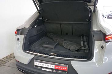 Porsche Cayenne E-Hybrid — photo 10