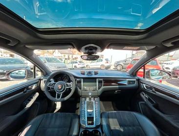 Porsche Macan I GTS — photo 17