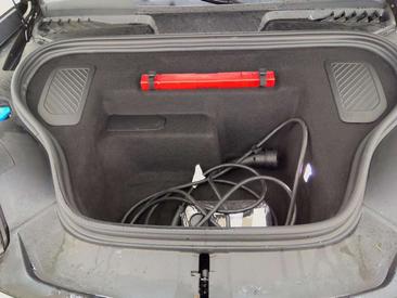 Porsche Macan I Electric — photo 16