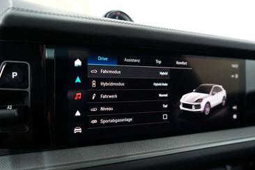 Porsche Cayenne E-Hybrid — photo 16