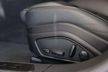 Porsche Panamera GTS — photo 10