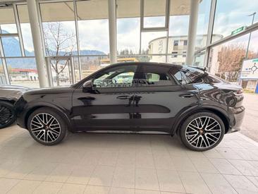 Porsche Cayenne III — photo 6