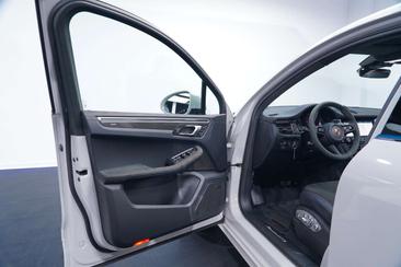 Porsche Macan I GTS — photo 9