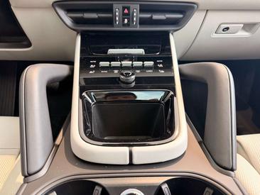 Porsche Cayenne III — photo 8
