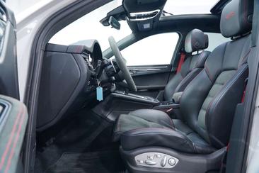 Porsche Macan I GTS — photo 10