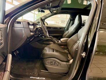 Porsche Cayenne GTS — photo 11