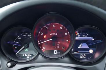 Porsche Macan I GTS — photo 12