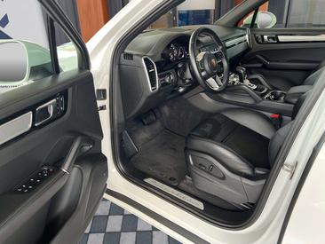 Porsche Cayenne E-Hybrid — photo 5