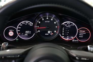 Porsche Panamera GTS — photo 18