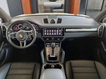 Porsche Cayenne E-Hybrid — photo 8