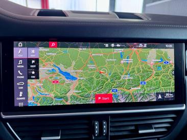 Porsche Cayenne GTS — photo 16