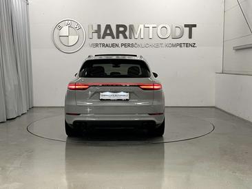 Porsche Cayenne E-Hybrid — photo 2