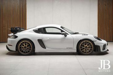 Porsche 718 Cayman GT4 RS — photo 3