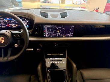 Porsche Cayenne S — photo 16