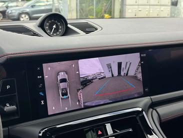 Porsche Panamera GTS — photo 16
