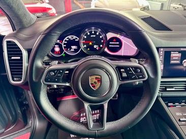 Porsche Cayenne GTS — photo 18