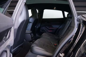 Porsche Taycan Cross Turismo Turbo — photo 23