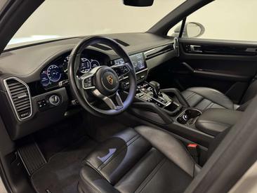 Porsche Cayenne E-Hybrid — photo 5