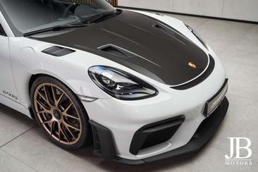 Porsche 718 Cayman GT4 RS — photo 6