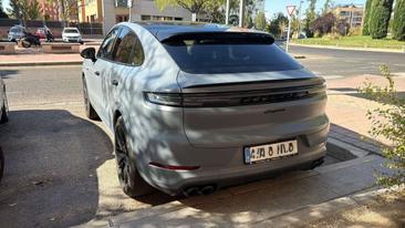 Porsche Cayenne E-Hybrid — photo 3