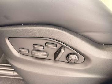 Porsche Cayenne III — photo 23