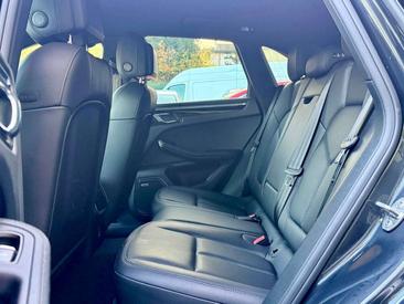 Porsche Macan I S — photo 7