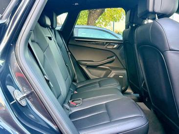 Porsche Macan I S — photo 8