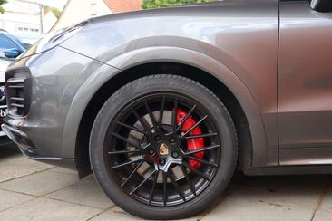 Porsche Cayenne GTS — photo 13