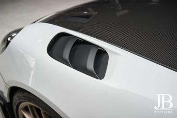 Porsche 718 Cayman GT4 RS — photo 11