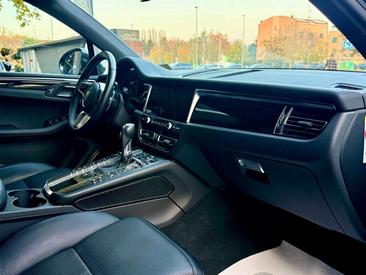 Porsche Macan I S — photo 10