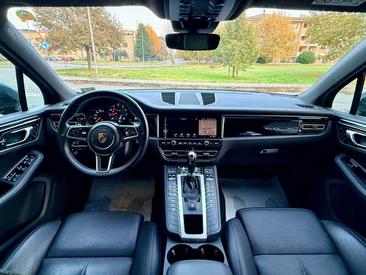 Porsche Macan I S — photo 11