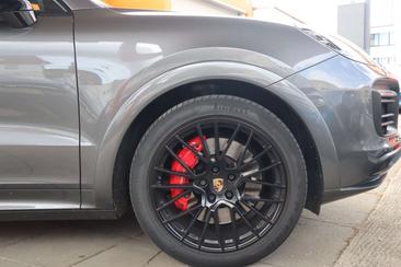 Porsche Cayenne GTS — photo 16