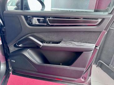 Porsche Cayenne GTS — photo 28