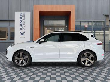 Porsche Cayenne E-Hybrid — photo 23