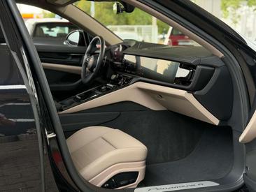 Porsche Panamera — photo 10