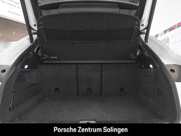 Porsche Cayenne III — photo 10